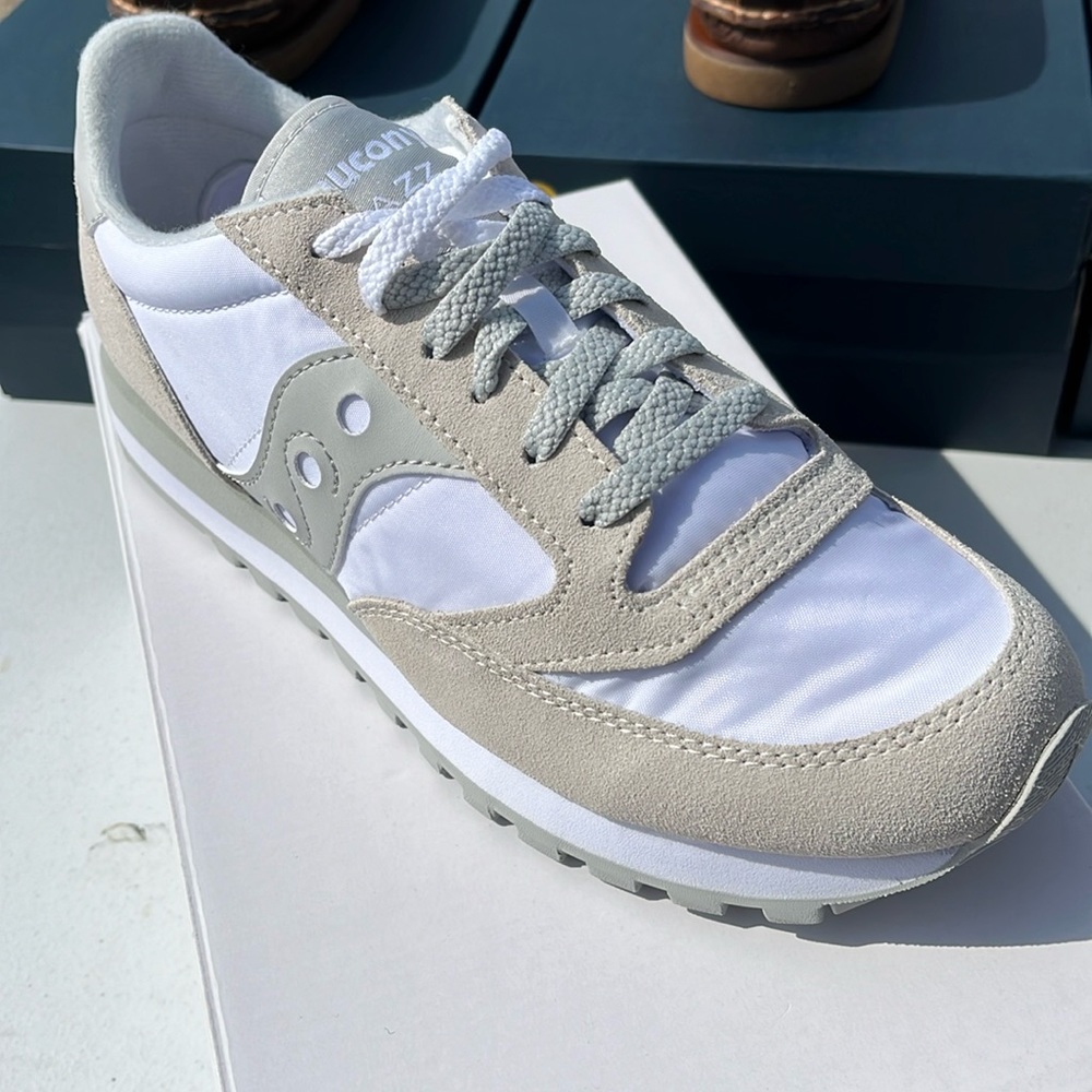 Saucony Jazz Original 8.5 mens (10.5 women)